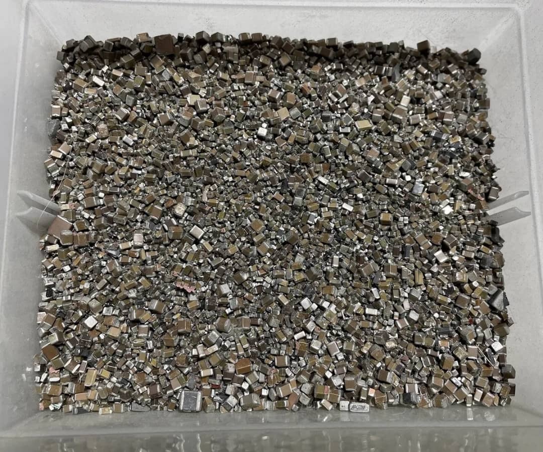 MLCC Ceramic Capacitor Scrap Metal Recovery Silver,Platinum,Paladium - Image 3