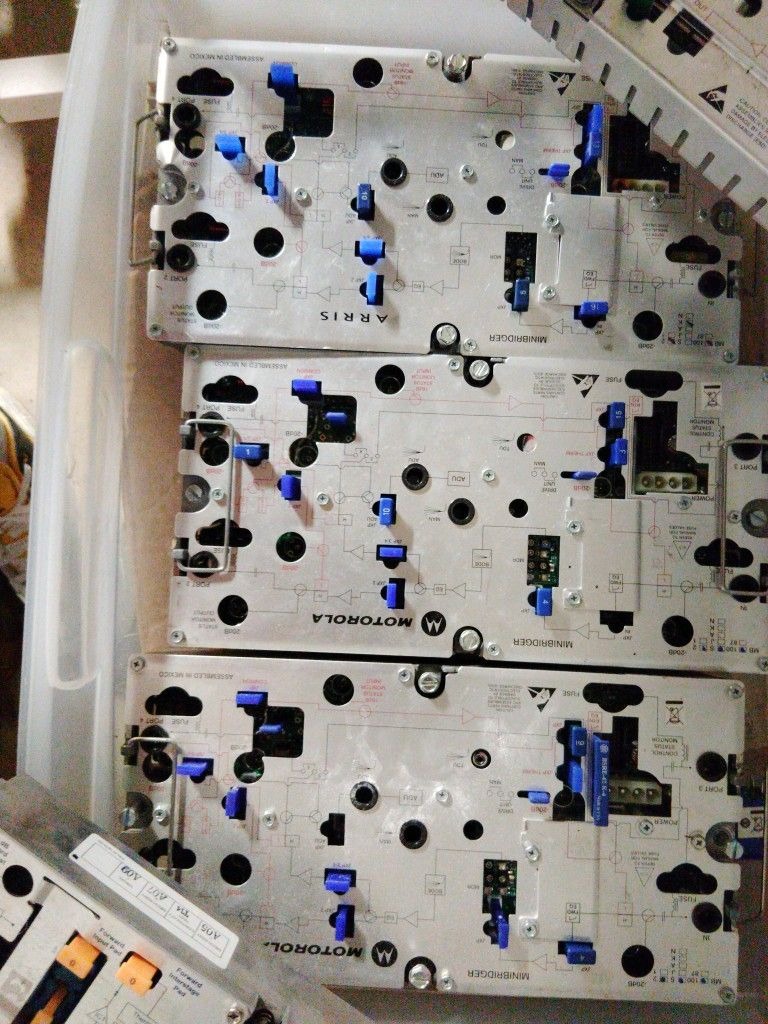 Motorola Gold Top or Bottom