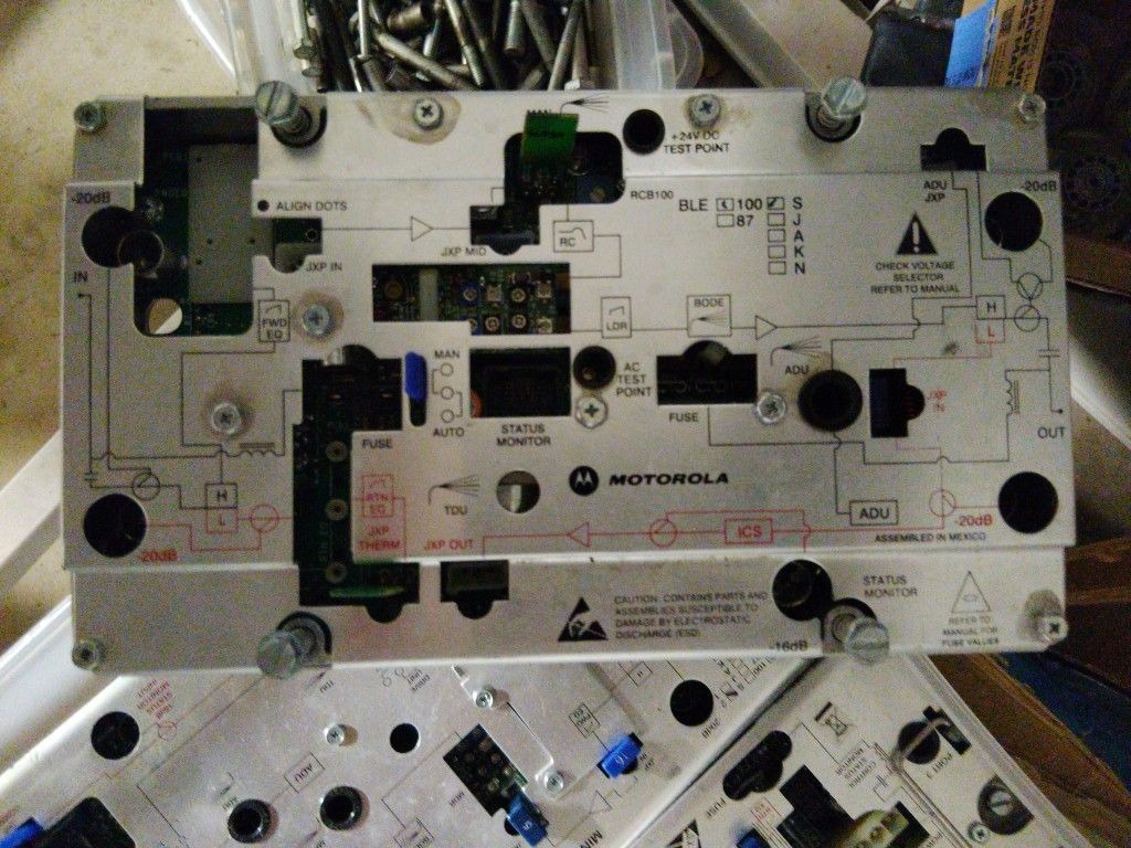 Motorola Gold Top or Bottom - Image 2